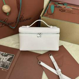 Picture of Loro Piana Handbags _SKUfw174128599fw